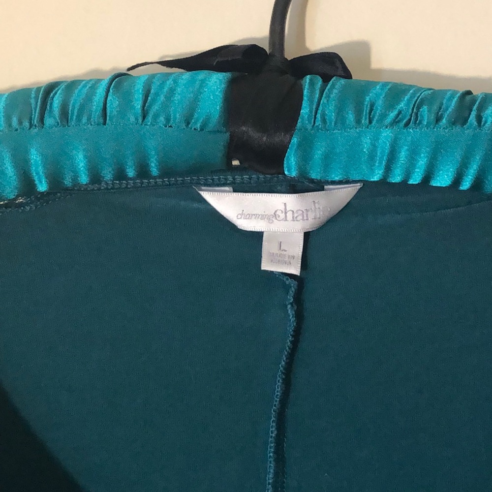 Flowy top - Picture 3 of 3